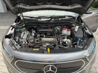 Gebraucht Mercedes EQA300 167 kW (228 PS) 2023 Grau SUV