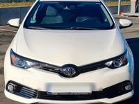 Gebraucht Toyota Auris Team 116 PS (85 kW) 2018 Weiß Kombi