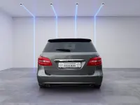 Gebraucht Mercedes B180 109 PS (80 kW) 2013 Grau Kleinwagen