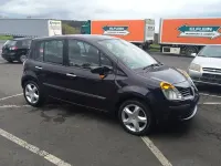 Używany Renault Modus 111 KM (81 kW) 2006 Purpurowy Minivan
