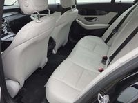 Gebraucht Mercedes C400 333 PS (244 kW) 2018 Schwarz Limousine
