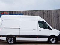 Second-hand Mercedes Sprinter 143 CP (105 kW) 2020 Alb Van