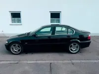 Gebraucht BMW 325 Sport Line 192 PS (141 kW) 2001 Schwarz Limousine