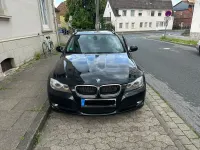 Gebraucht BMW 320 184 PS (135 kW) 2010 Schwarz Limousine