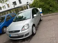 Gebraucht Ford Fiesta 2008 Silber Kleinwagen