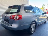 Gebraucht VW Passat Highline 170 PS (125 kW) 2006 Blau Kombi