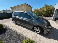 Gebraucht VW Golf VII Highline 131 PS (96 kW) 2017 Grau Limousine