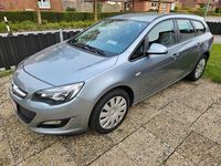 Używany Opel Astra Edition 165 KM (121 kW) 2013 Szary Kombi