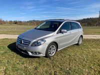 Gebraucht Mercedes B180 122 PS (89 kW) 2013 Silber Van / Kleinbus