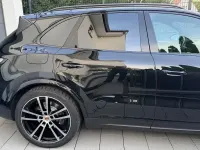 Gebraucht Porsche Cayenne E-Hybrid 470 PS (345 kW) 2024 Schwarz SUV