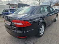 Gebraucht Skoda Superb Active 125 PS (91 kW) 2014 Schwarz Limousine