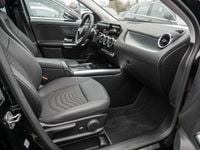 Gebraucht Mercedes GLA180 Advanced 136 PS (100 kW) 2024 Schwarz / kosmosschwarz SUV