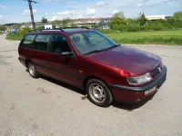 Gebraucht VW Passat 90 PS (66 kW) 1994 Rot Kombi