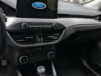 Gebraucht Ford Focus 120 PS (88 kW) 2019 Grau Kombi