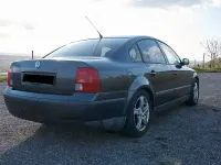 Second-hand VW Passat 150 CP (110 kW) 1998 Gri Berlinǎ