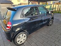 Gebraucht Renault Twingo Life 69 PS (50 kW) 2017 Schwarz Kleinwagen