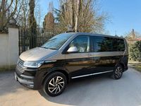 Gebraucht VW Multivan 150 PS (110 kW) 2022 Grau Van