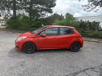 Gebraucht Peugeot 208 Active 82 PS (60 kW) 2018 Orange Kleinwagen
