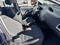 Gebraucht Hyundai i20 78 PS (57 kW) 2011 Grau Kleinwagen
