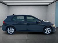 Gebraucht VW Golf VIII 131 PS (96 kW) 2022 Grau Kleinwagen