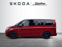 Gebraucht VW Multivan Style 150 PS (110 kW) 2023 Kirschrot Van / Kleinbus