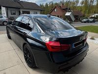 Gebraucht BMW 320 190 PS (139 kW) 2016 Schwarz Limousine
