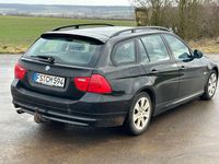 Gebraucht BMW 318 143 PS (105 kW) 2009 Schwarz Kombi
