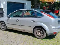 Gebraucht Ford Focus 101 PS (74 kW) 2005 Silber Limousine