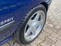 Second-hand Renault Clio 135 CP (99 kW) 1993 Albastru Hatchback