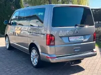 Gebraucht VW Multivan Highline 204 PS (150 kW) 2023 Mojavebeige Van / Kleinbus