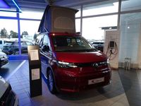 Gebraucht VW T7 Beach 150 PS (110 kW) 2024 Fortanarot metallic Van