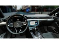 Gebraucht VW Passat Elegance 150 PS (110 kW) 2023 Weiß Kombi
