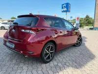 Gebraucht Toyota Auris Edition-S 116 PS (85 kW) 2017 Rot Limousine