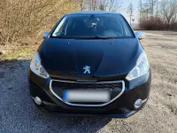 Gebraucht Peugeot 208 Style 81 PS (59 kW) 2015 Schwarz Kleinwagen