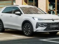 Neu VW T-Roc 116 PS (85 kW) 2026 Pure white uni SUV