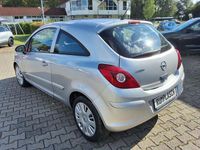 Gebraucht Opel Corsa Edition 60 PS (44 kW) 2007 Silber/grau (metallic) Limousine
