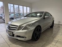 Gebraucht Mercedes E500 387 PS (284 kW) 2009 Silber Coupé