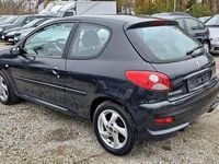 Gebraucht Peugeot 206+ Basis 60 PS (44 kW) 2011 Grau Kleinwagen