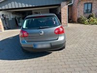 Usata VW Golf IV 75 CV (55 kW) 2005 Grigio Utilitaria