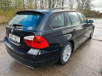 Gebraucht BMW 320 Advantage 170 PS (125 kW) 2008 Schwarz Kombi