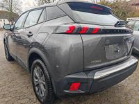 Gebraucht Peugeot 2008 101 PS (74 kW) 2022 Grau SUV