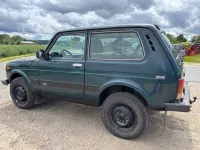 Gebraucht Lada niva 82 PS (60 kW) 2010 Grün SUV