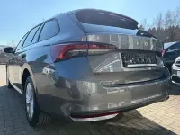 Neu Skoda Octavia Selection 150 PS (110 kW) 2026 Grau Kombi