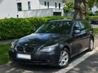 Gebraucht BMW 525 197 PS (144 kW) 2007 Blau Kombi
