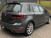 Gebraucht VW Golf VII Highline 150 PS (110 kW) 2020 Grau Van / Kleinbus