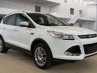 Gebraucht Ford Kuga Titanium 150 PS (110 kW) 2014 Weiß SUV
