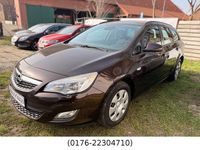 Gebraucht Opel Astra Selection 120 PS (88 kW) 2012 Braun Kombi
