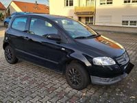 Gebraucht VW Fox 54 PS (39 kW) 2007 Schwarz Kleinwagen