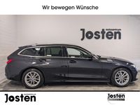 Gebraucht BMW 318 Shadowline 150 PS (110 kW) 2023 Black sapphire metallic Kombi