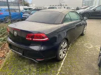 Używany VW Eos Exclusive 140 KM (102 kW) 2013 Czarny Kabriolet
